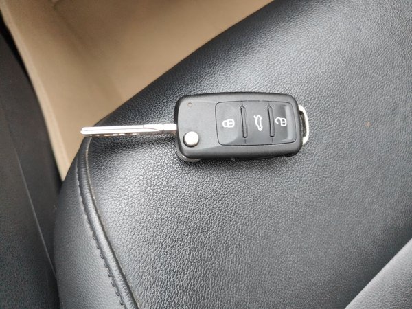 Volkswagen Sagitar 2014, 132300 км, за 4827 USD - фото 9
