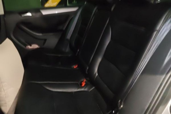 Volkswagen Sagitar 2014, 60000 км, за 7202 USD - фото 9