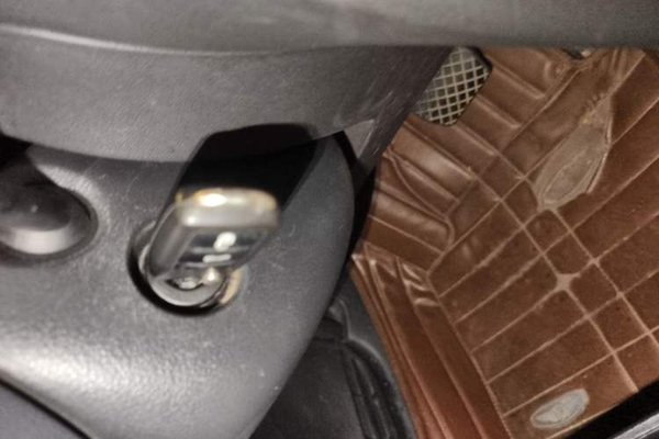 Volkswagen Sagitar 2014, 184700 км, за 4214 USD - фото 9