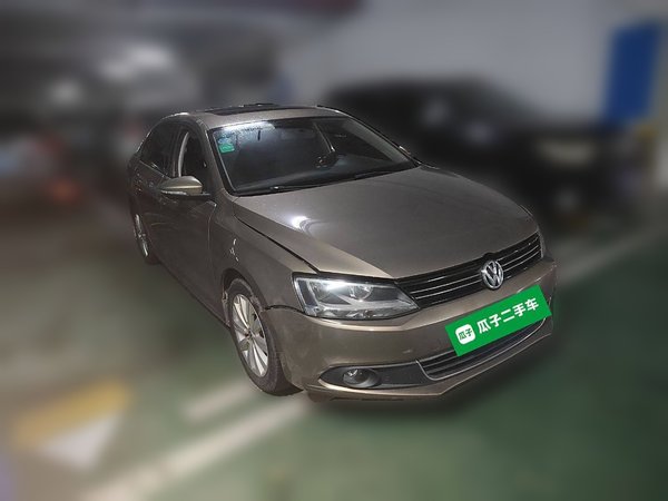 Volkswagen Sagitar 2014 1.6L Automatic Comfort Model, 2014 года
