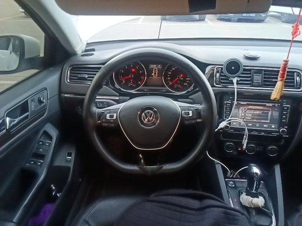 Volkswagen Sagitar 2015, 142700 км, за 6237 USD - фото 11