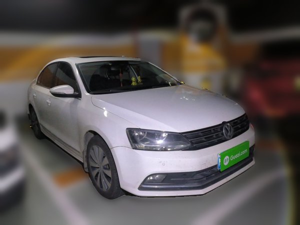Volkswagen Sagitar 2015, 185500 км, за 5622 USD