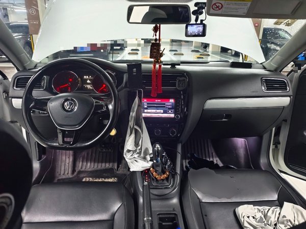 Volkswagen Sagitar 2015, 72700 км, за 6057 USD - фото 10