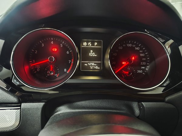 Volkswagen Sagitar 2015, 72700 км, за 6057 USD - фото 12