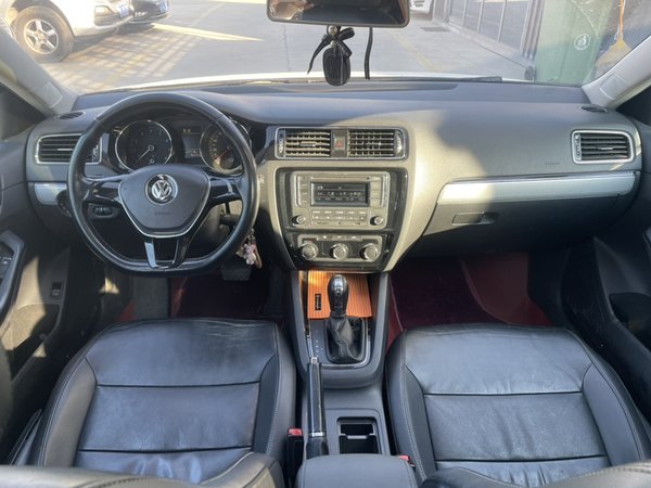 Volkswagen Sagitar 2015, 96200 км, за 8024 USD - фото 11