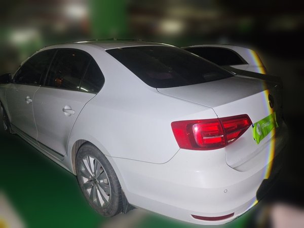 Volkswagen Sagitar 2015, 99300 км, за 6195 USD