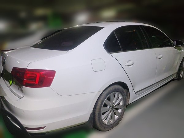 Volkswagen Sagitar 2015, 99300 км, за 6195 USD