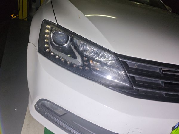 Volkswagen Sagitar 2015, 99300 км, за 6195 USD