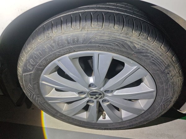 Volkswagen Sagitar 2015, 99300 км, за 6195 USD - фото 6