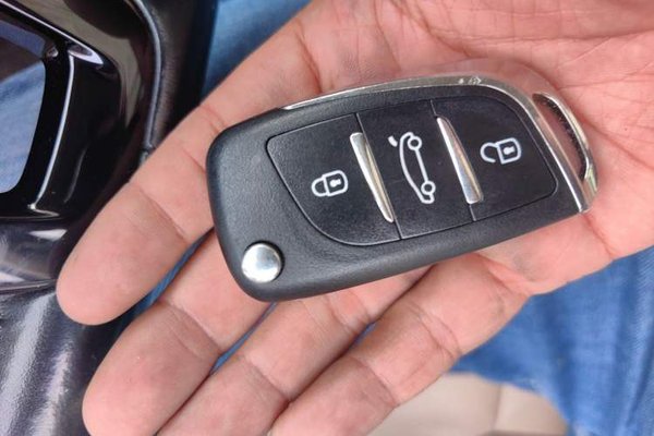 Volkswagen Sagitar 2015, 99700 км, за 5358 USD - фото 9