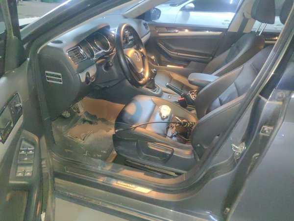 Volkswagen Sagitar 2015, 136700 км, за 4743 USD - фото 17