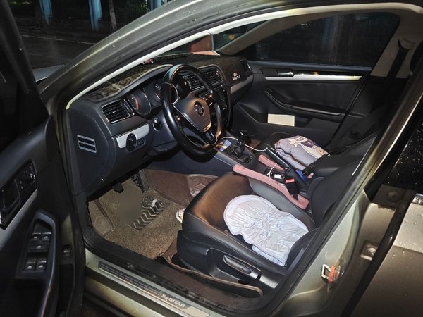 Volkswagen Sagitar 2015, 93400 км, за 4035 USD - фото 17