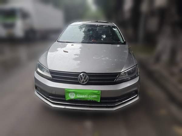 Volkswagen Sagitar 2015, 93400 км, за 4035 USD