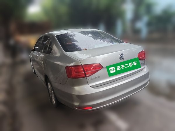 Volkswagen Sagitar 2015, 93400 км, за 4035 USD