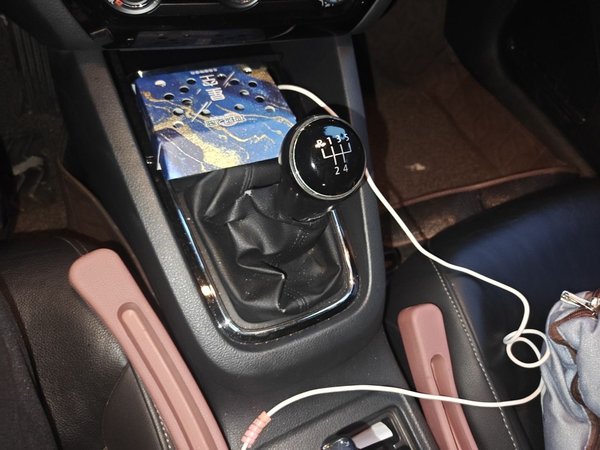 Volkswagen Sagitar 2015, 93400 км, за 4035 USD - фото 15