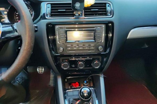 Volkswagen Sagitar 2015, 72900 км, за 4914 USD - фото 13