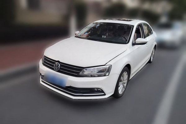 Volkswagen Sagitar · 2015 год