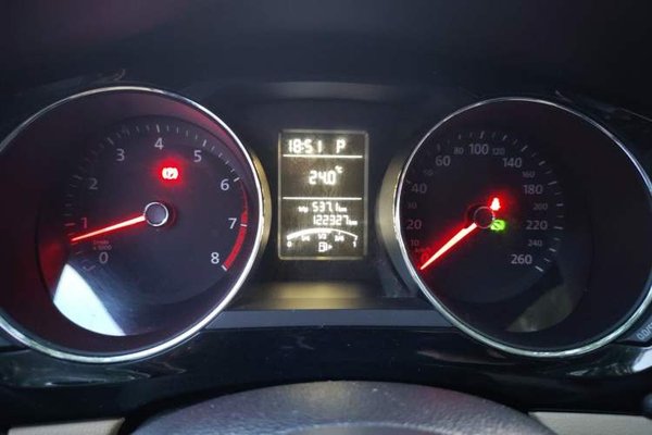Volkswagen Sagitar 2015, 122300 км, за 4913 USD - фото 11