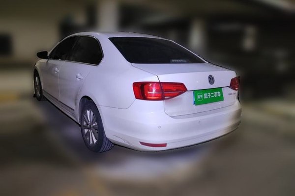 Volkswagen Sagitar 2015, 151300 км, за 4020 USD