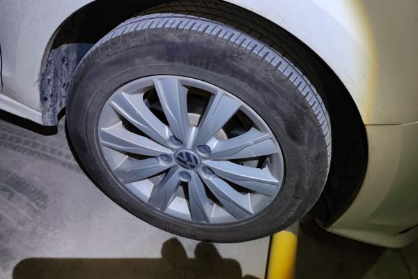 Volkswagen Sagitar 2015, 151300 км, за 4020 USD - фото 8