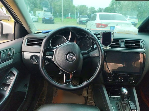 Volkswagen Sagitar 2015, 156000 км, за 6599 USD - фото 9