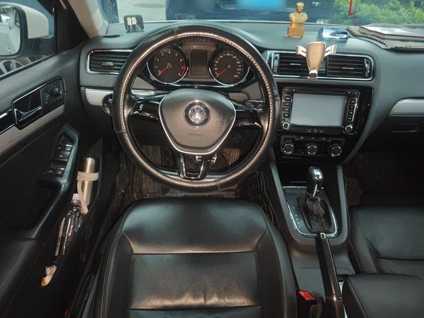 Volkswagen Sagitar 2015, 158700 км, за 4971 USD - фото 11