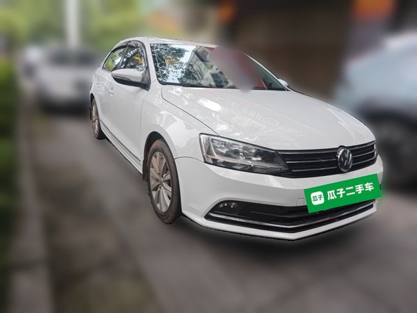 Volkswagen Sagitar 2015, 158700 км, за 4971 USD