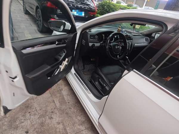 Volkswagen Sagitar 2015, 158700 км, за 4971 USD - фото 17
