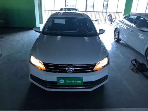 Volkswagen Sagitar 2017, 127500 км, за 7492 USD
