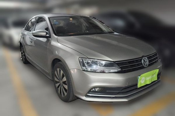 Volkswagen Sagitar 2017, 114800 км, за 7805 USD