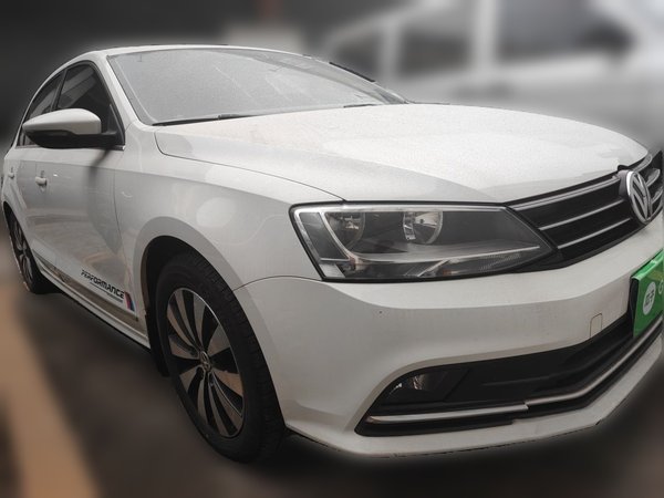 Volkswagen Sagitar 2017, 91600 км, за 6418 USD