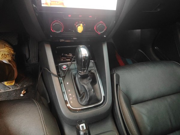 Volkswagen Sagitar 2017, 91600 км, за 6418 USD - фото 15