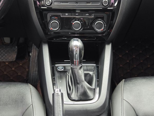 Volkswagen Sagitar 2017, 134600 км, за 7736 USD - фото 15