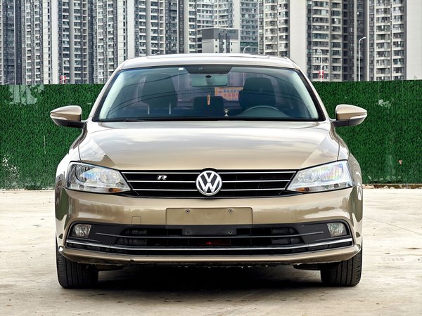 Volkswagen Sagitar 2017 230TSI Automatic Comfort Version, 2017 года