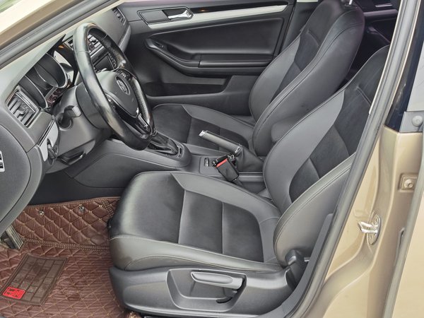 Volkswagen Sagitar 2017, 134600 км, за 7736 USD - фото 16