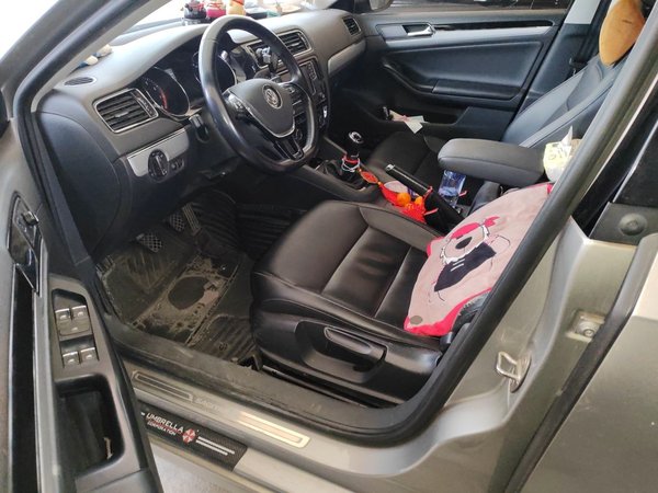 Volkswagen Sagitar 2017, 74500 км, за 6060 USD - фото 17