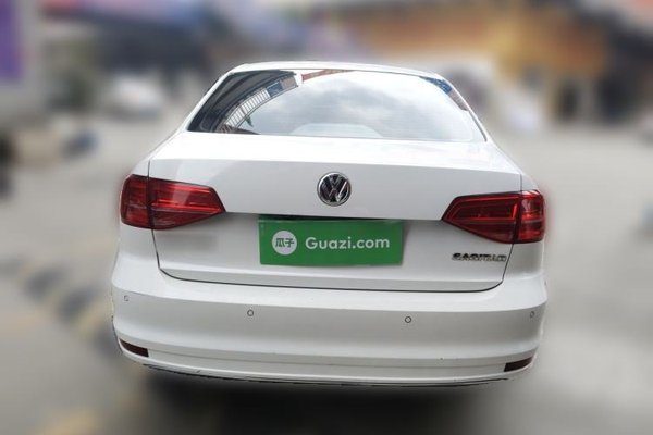 Volkswagen Sagitar 2017, 157100 км, за 5511 USD