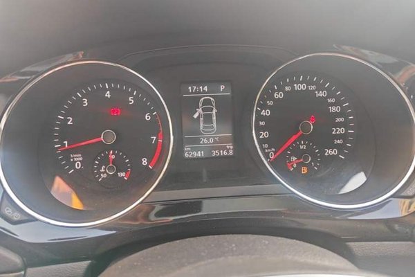 Volkswagen Sagitar 2018, 62900 км, за 8849 USD - фото 14