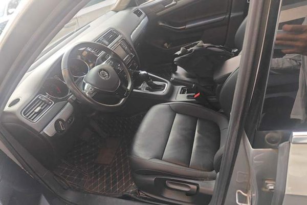 Volkswagen Sagitar 2018, 62900 км, за 8849 USD - фото 17