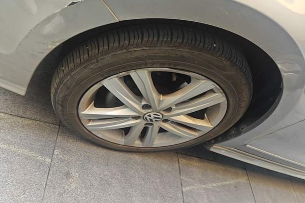 Volkswagen Sagitar 2018, 62900 км, за 8849 USD - фото 10