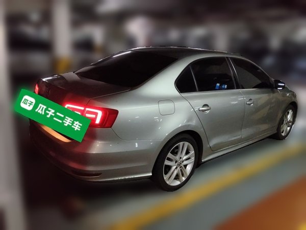 Volkswagen Sagitar 2018, 92300 км, за 8689 USD