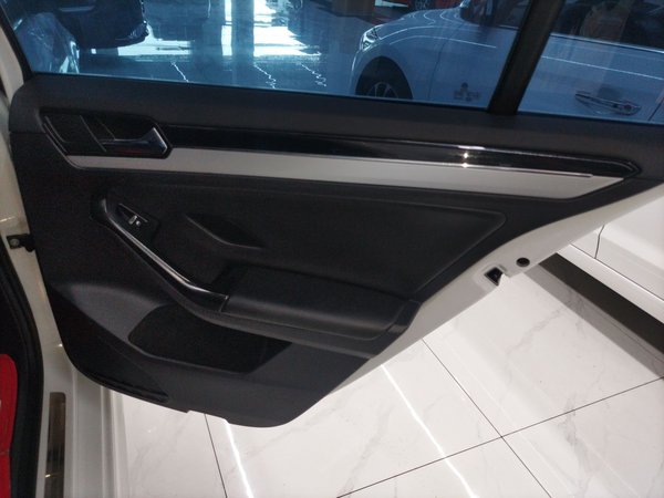 Volkswagen Sagitar 2018, 82600 км, за 8658 USD - фото 24