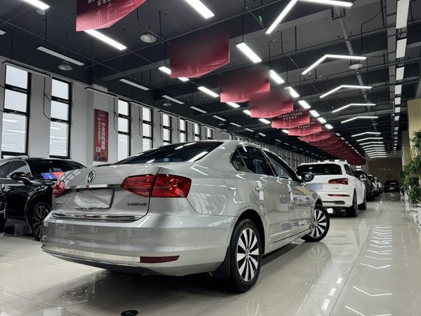 Volkswagen Sagitar 2018, 57400 км, за 9087 USD - фото 6