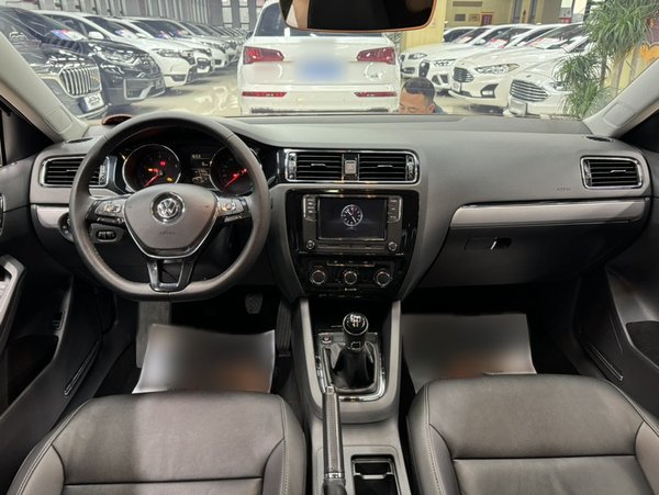 Volkswagen Sagitar 2018, 57400 км, за 9087 USD - фото 9