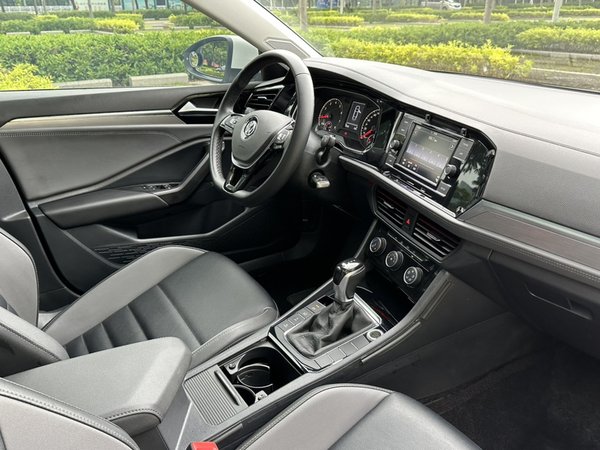 Volkswagen Sagitar 2019, 69900 км, за 9740 USD - фото 12