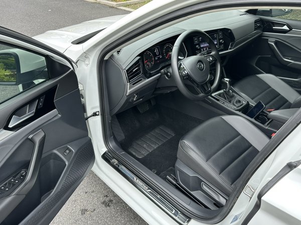 Volkswagen Sagitar 2019, 69900 км, за 9740 USD - фото 17