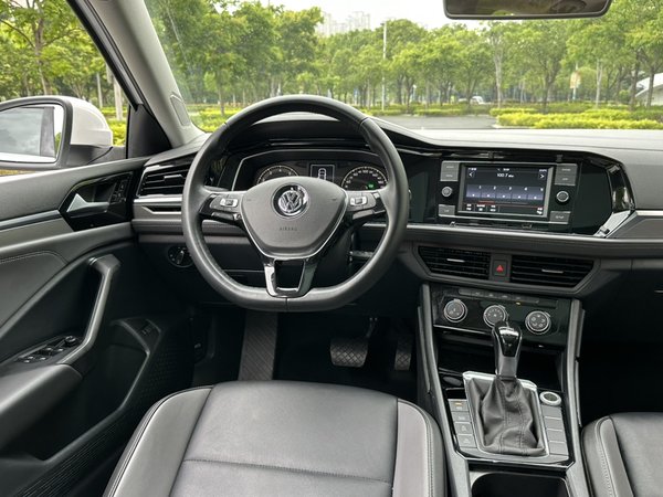 Volkswagen Sagitar 2019, 69900 км, за 9740 USD - фото 23
