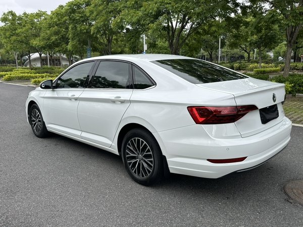 Volkswagen Sagitar 2019, 69900 км, за 9740 USD