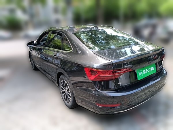 Volkswagen Sagitar 2019, 102000 км, за 10501 USD