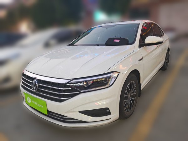 Volkswagen Sagitar 2019, 63200 км, за 9923 USD